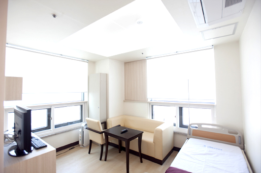 ���̺����ΰ�