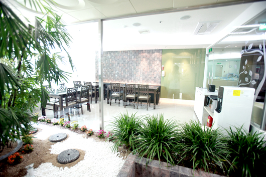 ���̺����������